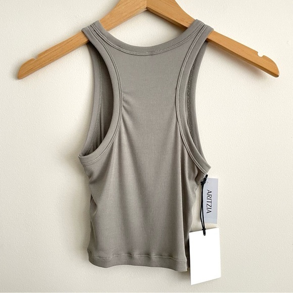 Aritzia Sunday Best Honor Tank in Dry Basil Green NWT - Picture 4 of 10